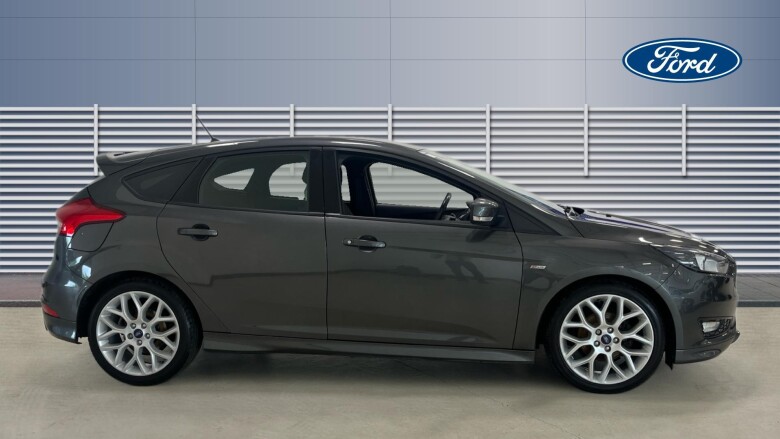 Ford Focus 1.5 TDCi 120 ST-Line 5dr Diesel Hatchback